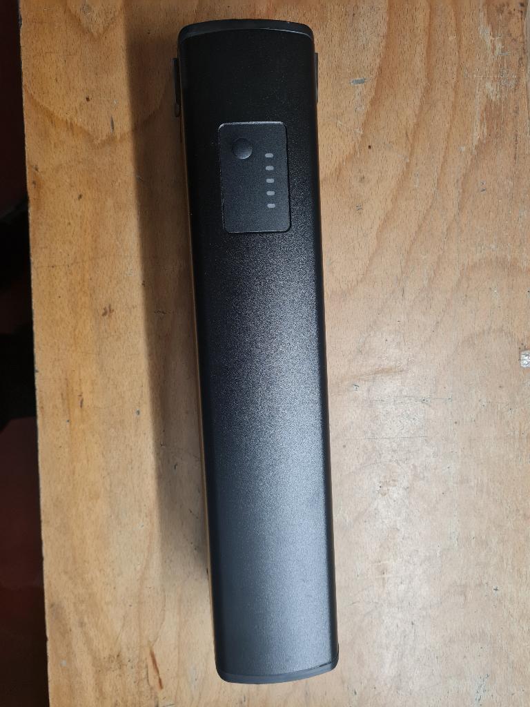 BTWIN VELOCARGO R500E BATERIJ ACCU, Fietsen en Brommers, Elektrische fietsen, Ophalen of Verzenden, Zo goed als nieuw