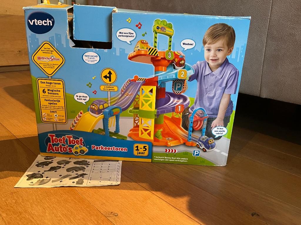 VTech parkeertoren Toettoet Auto's, Ophalen, Zo goed als nieuw, 6 maanden tot 2 jaar