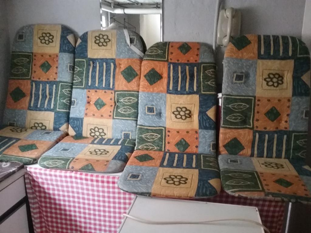 Tuinzetelkussens, Ophalen, Zo goed als nieuw