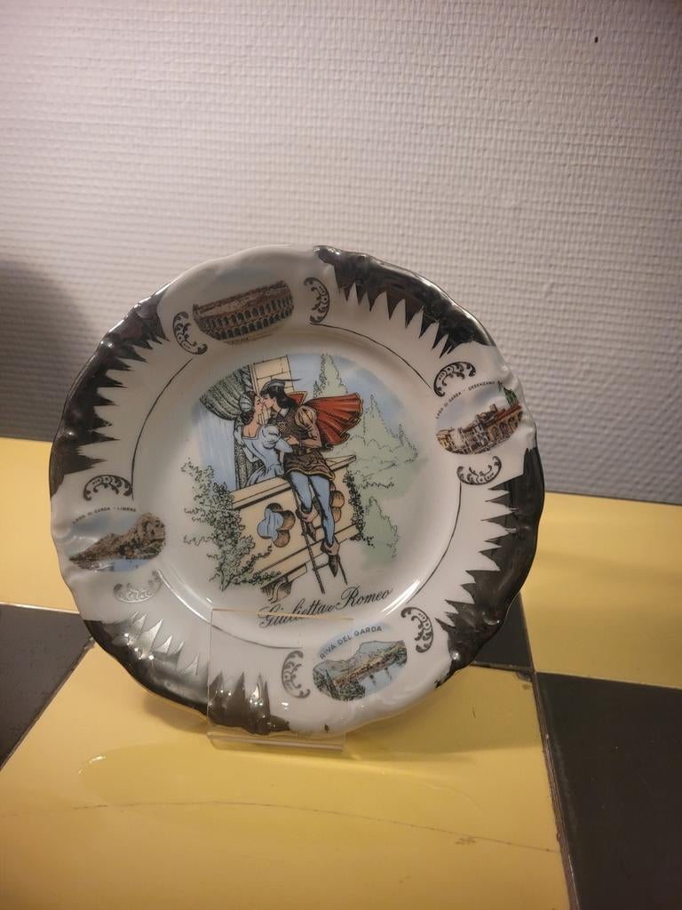 Assiette décorative Roméo et Juliette vintage, Enlèvement ou Envoi