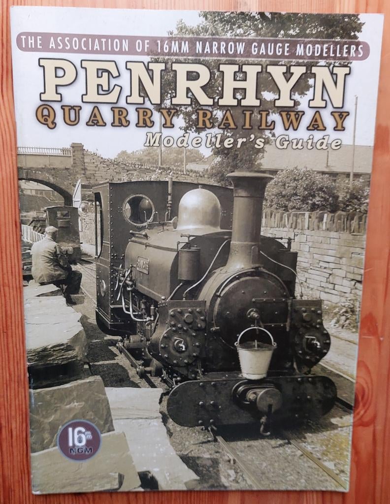 16mm narrow gauge modellers 2 livres, Ophalen of Verzenden, Zo goed als nieuw, Trein, Boek of Tijdschrift