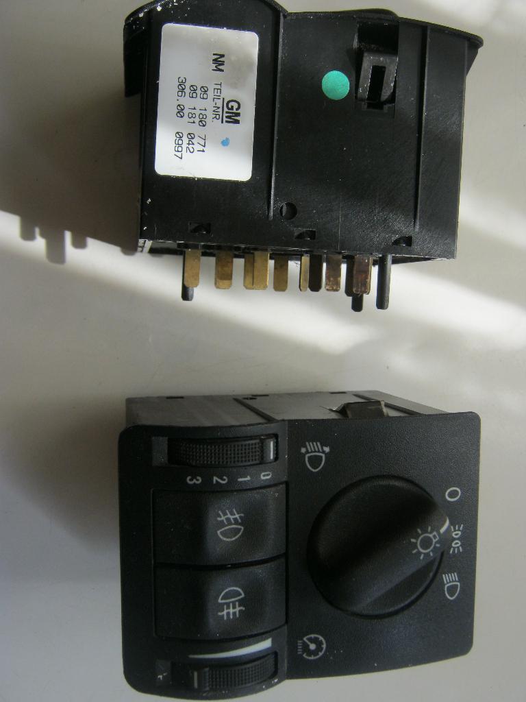 Opel Koplamp Schakelaar Opel ASTRA/VECTRA/ZAFIRA, Enlèvement ou Envoi, Utilisé, Opel