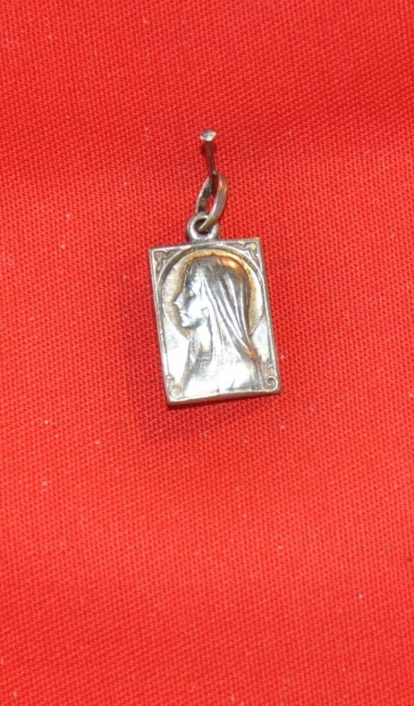 medaille religieuse (x2004), Enlèvement ou Envoi, Utilisé, Bijoux, Christianisme | Catholique