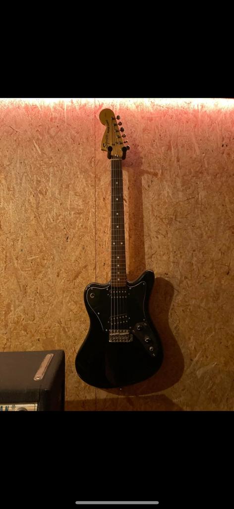 Squier super sonic, Muziek en Instrumenten, Snaarinstrumenten | Gitaren | Elektrisch, Gebruikt, Solid body, Fender, Ophalen
