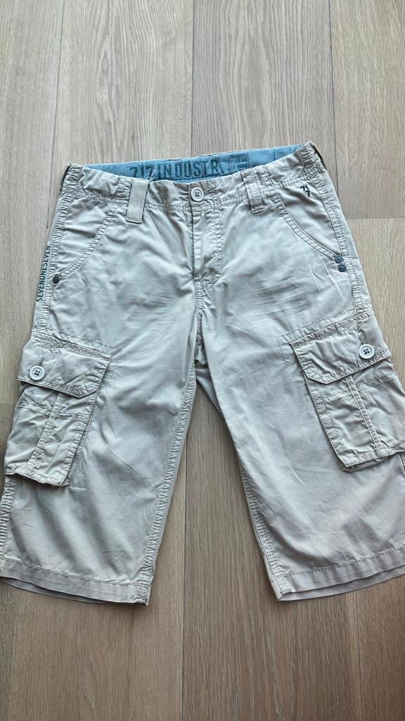 Seven one Seven, Beige short in perfecte staat, Ophalen of Verzenden, Zo goed als nieuw