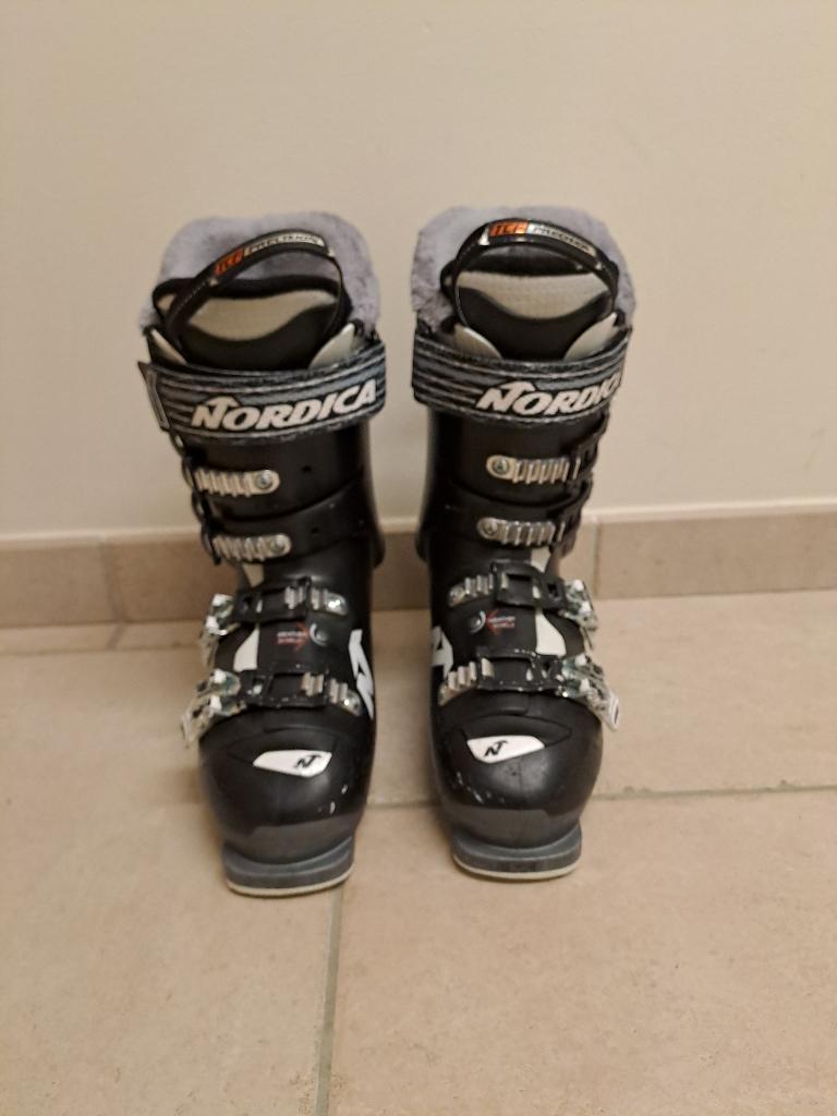 Skibotten Nordica Speed Machine 85W Vrouwen, Ophalen, Gebruikt, Schoenen, Nordica