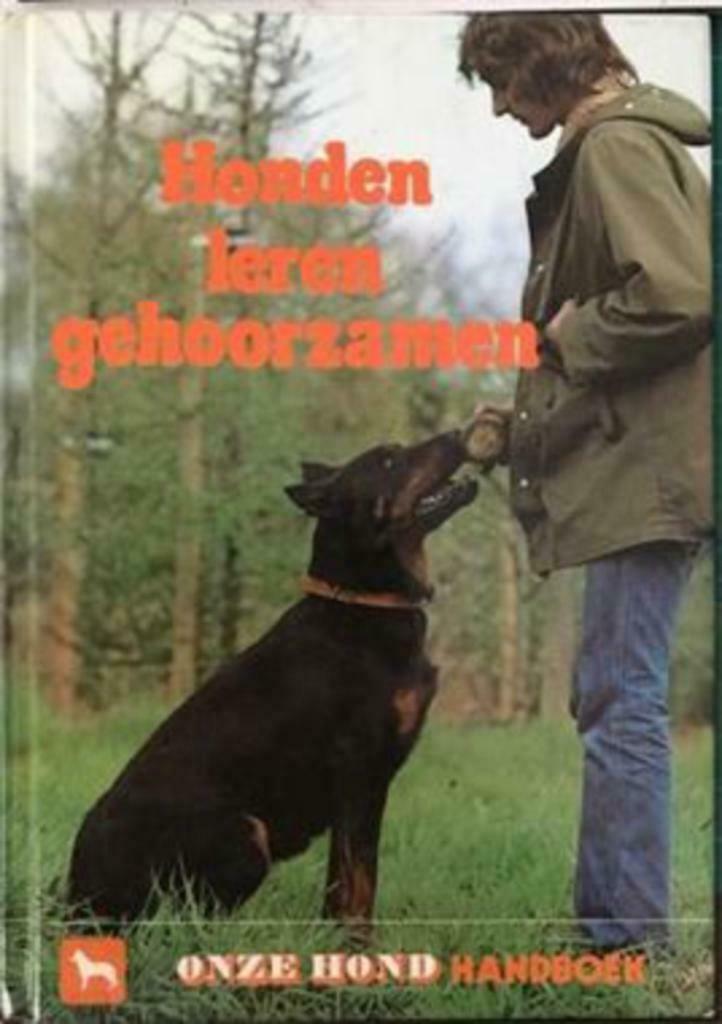 Honden leren gehoorzamen, E.Fitch Daglish, Ophalen of Verzenden, Gelezen, Honden