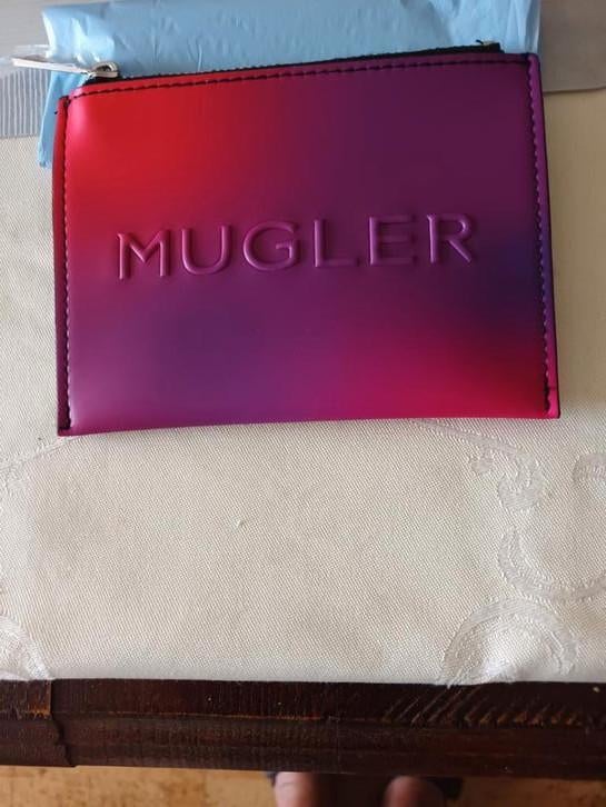 Volledig nieuwe portemonnee  " MUGLER", Ophalen of Verzenden, Nieuw
