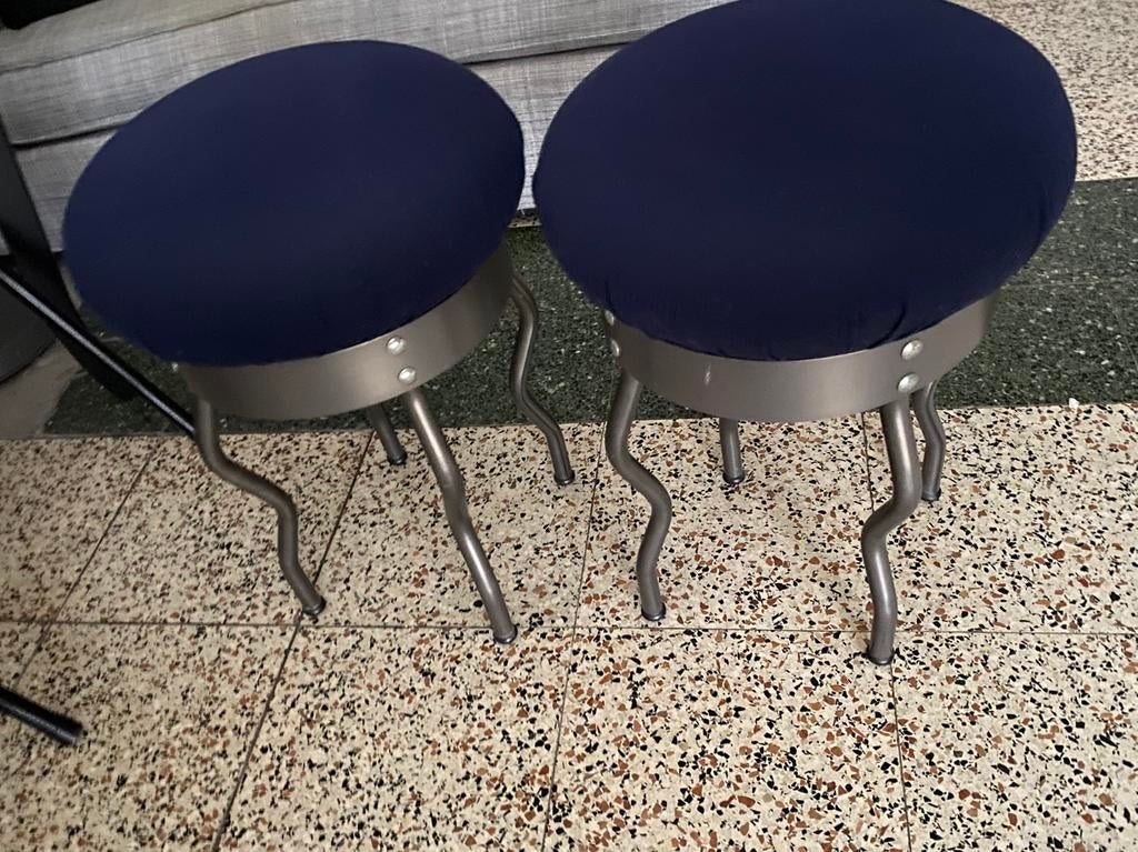vintage Ikea 'Uri' kruk 2 stuks perfecte staat, Enlèvement, Comme neuf, Gris, Métal