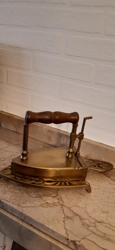 Vintage koperen strijkijzer ,16 cm lengte,15 cm hoogte, Ophalen, Koper
