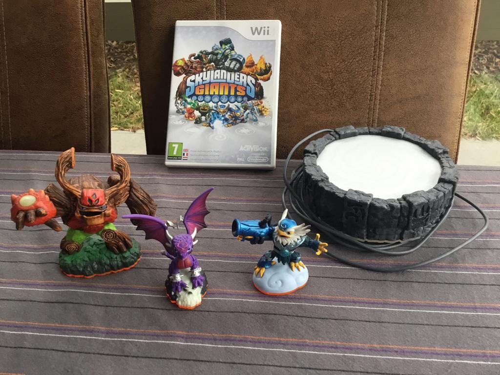 Nintendo Wii Skylanders Giants, Ophalen of Verzenden, Vanaf 7 jaar
