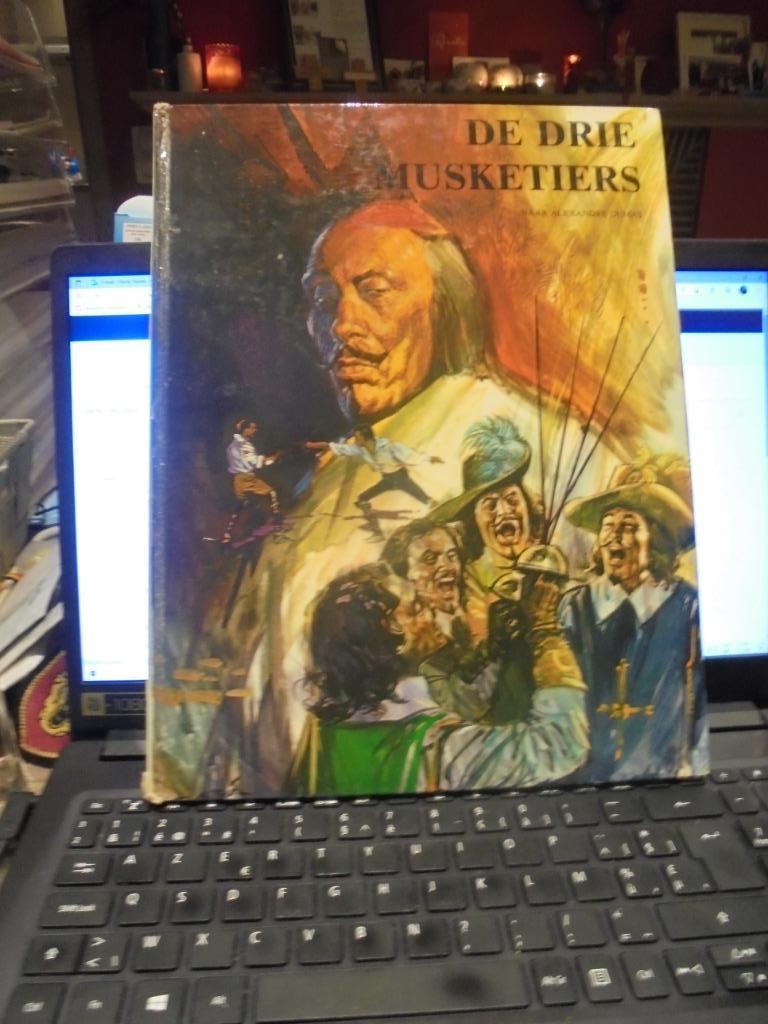 De drie Musketiers, Enlèvement ou Envoi, Comme neuf