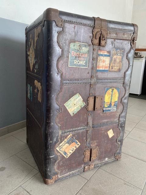Verzamelstuk: Antieken Hartmann wardrobe trunk, Antiek en Kunst, Ophalen
