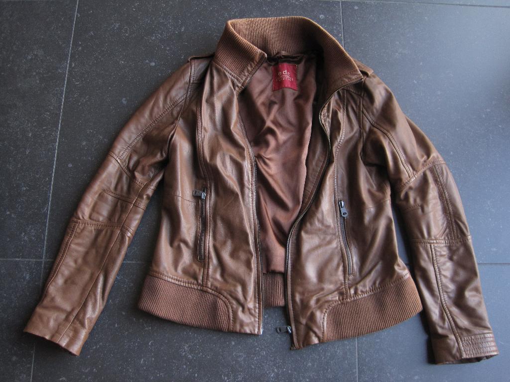 Lederen jas EDC Esprit maat L, Taille 42/44 (L), Enlèvement ou Envoi, Porté, Brun