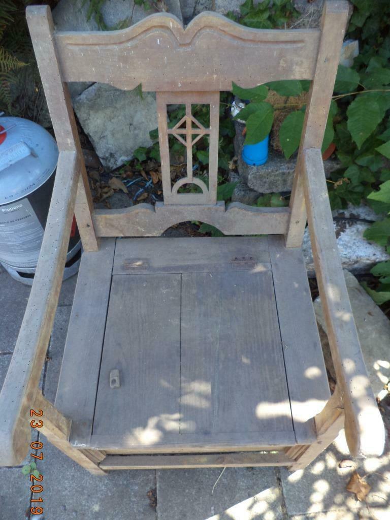 Antieke toiletstoel van hout. In behoorlijke staat., Ophalen, Gebruikt, Bruin, Hout