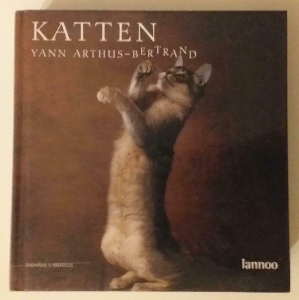 katten boek, Boeken, Ophalen of Verzenden, Zo goed als nieuw, Yann Arthus-Bertrand, Overige onderwerpen