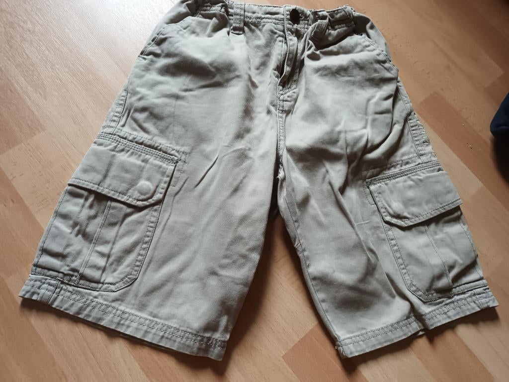Beige short maat 152, Ophalen of Verzenden, Zo goed als nieuw