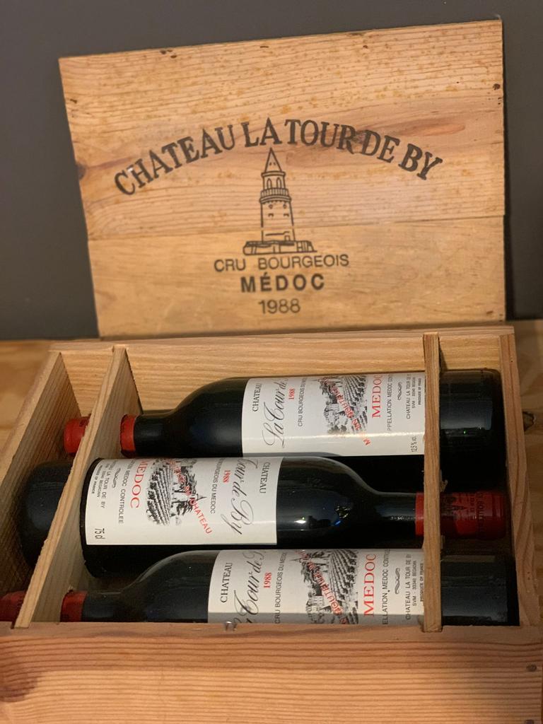 Château La Tour de By ’88 Médoc Cru Bourgeois 3stuks in kist, Frankrijk, Nieuw, Ophalen of Verzenden, Rode wijn