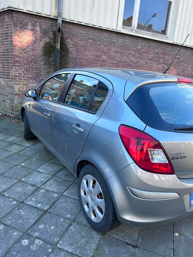 Opel Corsa 1.3D e5 260000 km voiture Démarre pas !, Autos, Opel, Achat, Noir, 5 portes, Diesel