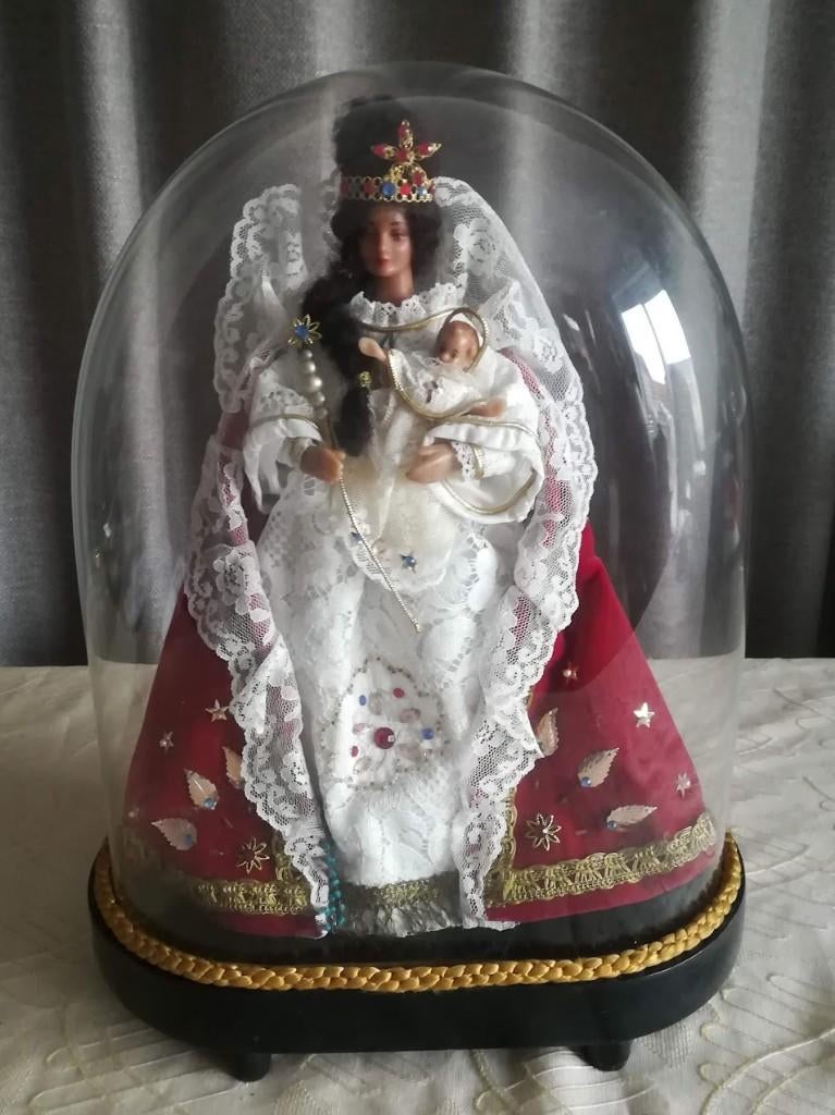 Maria of Madonna onder oude glazen ovale stolp, Antiek en Kunst, Ophalen