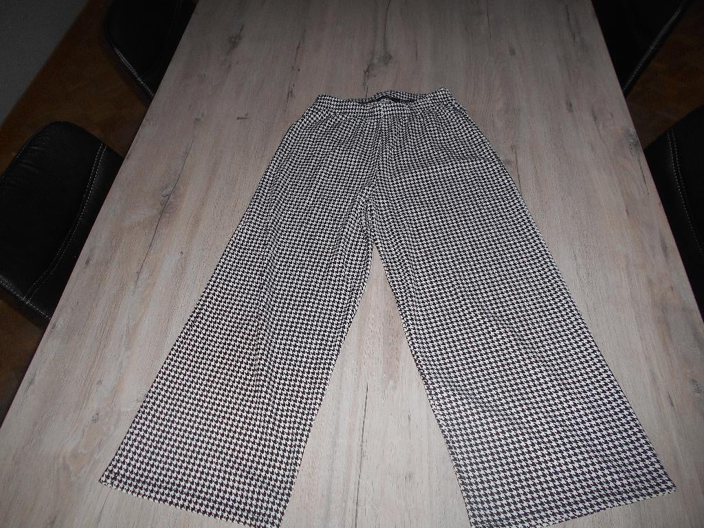 gekleed zwart witte broek maat 146 - 152, Broek, C&A, Meisje, Ophalen of Verzenden