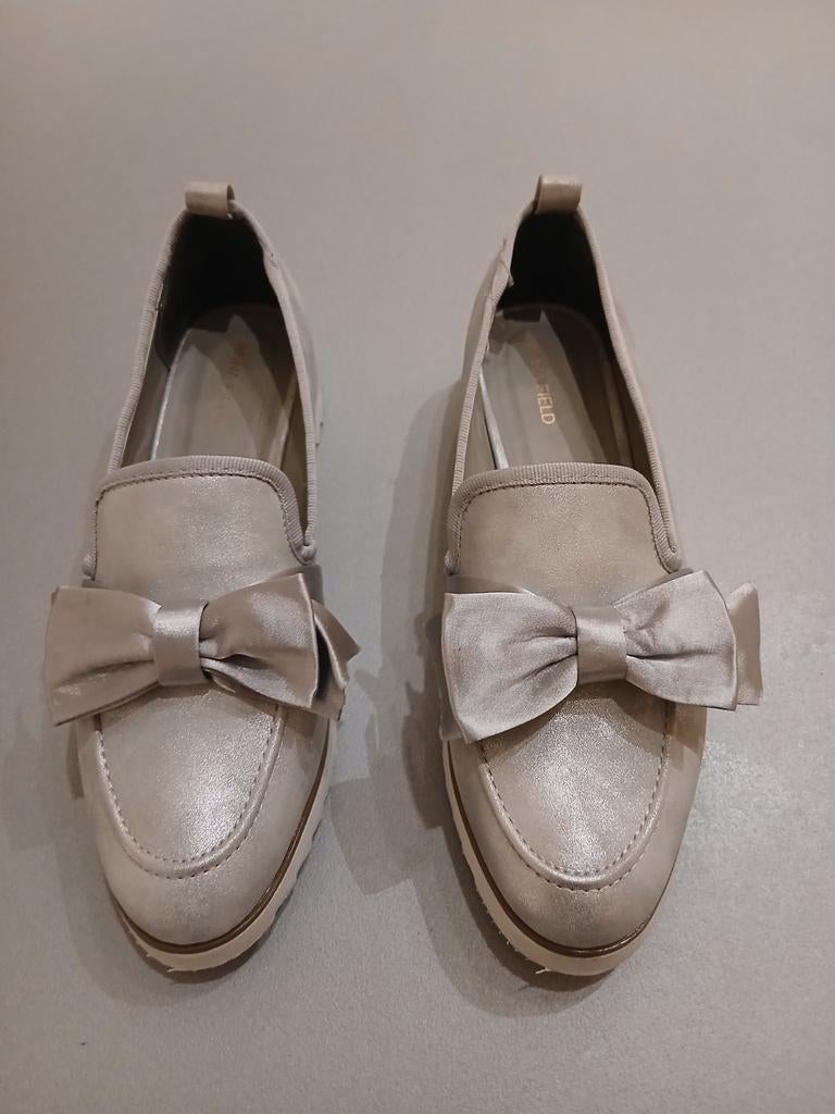 Schoenen Anna field mt 40 voor 5€ af te halen in merelbeke, Ophalen