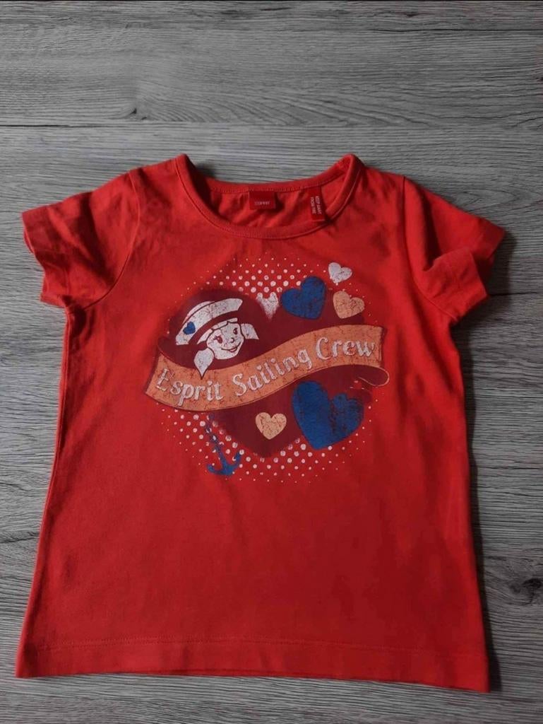 T-shirt rouge Esprit taille 92/98 très bon état, Enfants & Bébés, Vêtements enfant | Taille 92, Comme neuf, Fille, Enlèvement ou Envoi