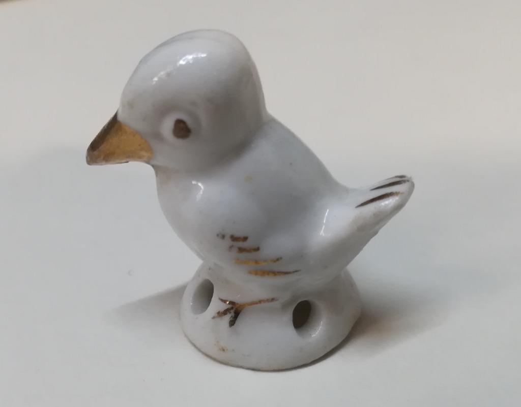 2 oiseaux miniature en porcelaine, Enlèvement