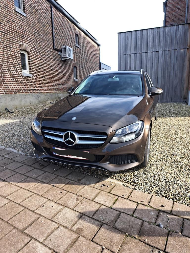 Propere nette wagen , volledige onderhoudshistoriek., Auto's, Automaat, Achterwielaandrijving, 4 cilinders, Bruin