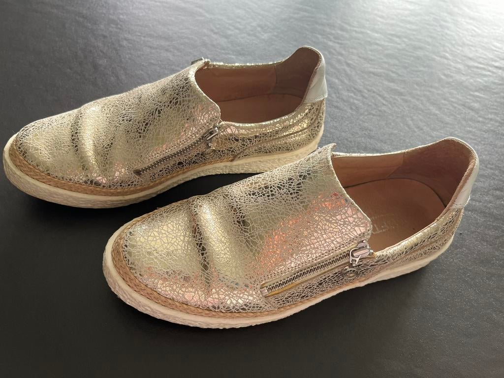 Softwaves gouden sneakers maat 37, Ophalen of Verzenden, Zo goed als nieuw, Wit, Sneakers