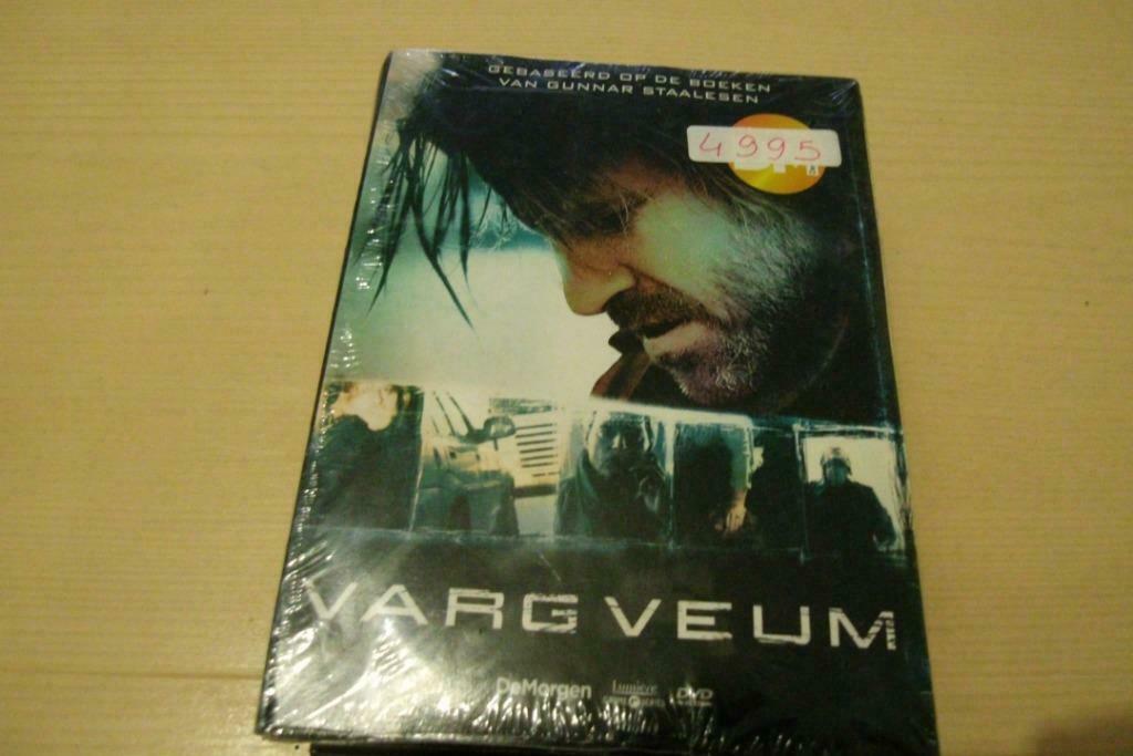 vargveum  6 disc box, Enlèvement ou Envoi, Coffret