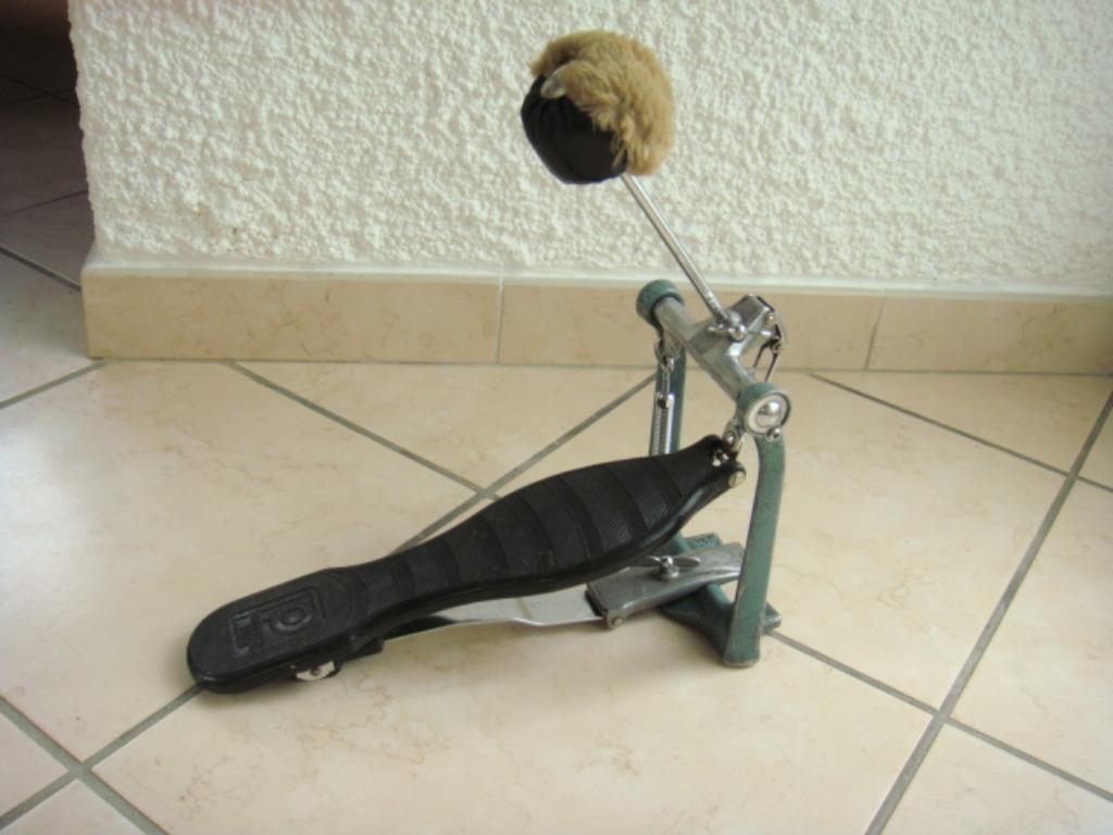 Pédale de grosse caisse. Marque "PREMIER". Vintage 60', Ophalen of Verzenden, Gebruikt