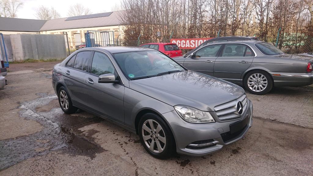 Mercedes c 180 essence clim ja gps 162000km 2012, Autos, Mercedes-Benz, Achat, 4 portes, Entreprise, Boîte manuelle