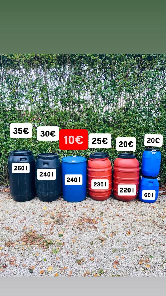 Fûts en plastique (60l,220l,230l,240l,260l)apd 10€ LIVRAISON, Enlèvement ou Envoi, Comme neuf, Bois, Avec robinet