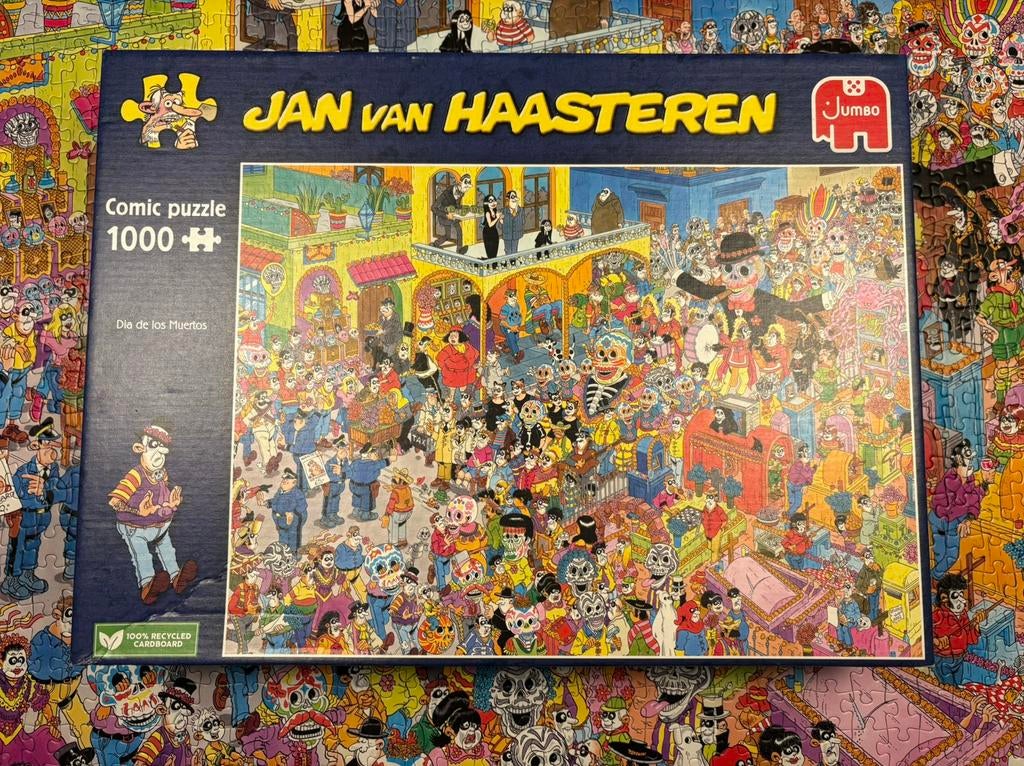 jan van haasteren - dia de los muertos, Ophalen of Verzenden, 500 t/m 1500 stukjes, Zo goed als nieuw, Legpuzzel