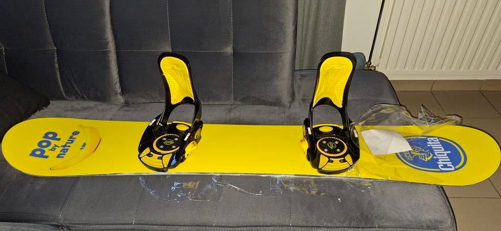 Snowboard (Chiquita nieuw)+bindingen +Boots, Ophalen, Nieuw, Board