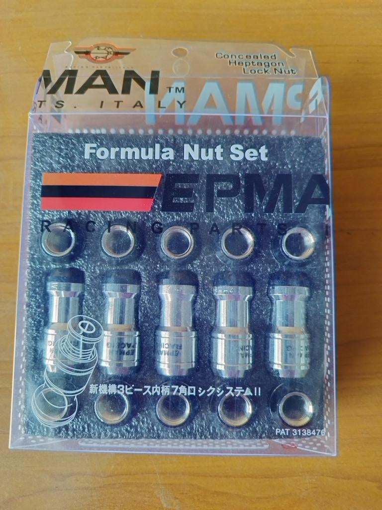 EPMA formula nuit set racing parts MAN, Enlèvement