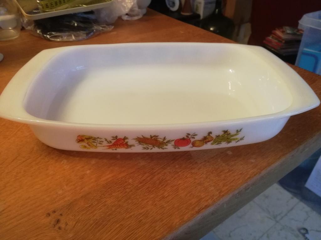 Grand plat vintage Arcopal pour four, Enlèvement ou Envoi