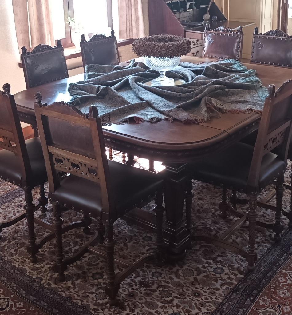 Prachtige antieke franse tafel in massief notenlaar, Ophalen