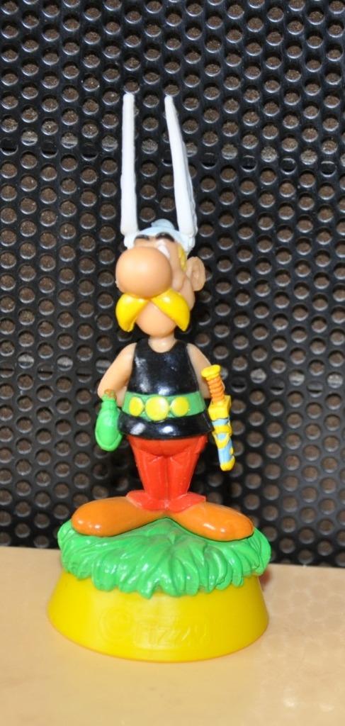 figurine asterix (n8), Enlèvement ou Envoi, Astérix et Obélix, Comme neuf, Statue ou Figurine
