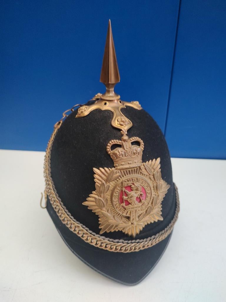 #  60 British Army "West Riding" blue cloth spiked helmet, Verzamelen, Militaria | Algemeen, Verzenden
