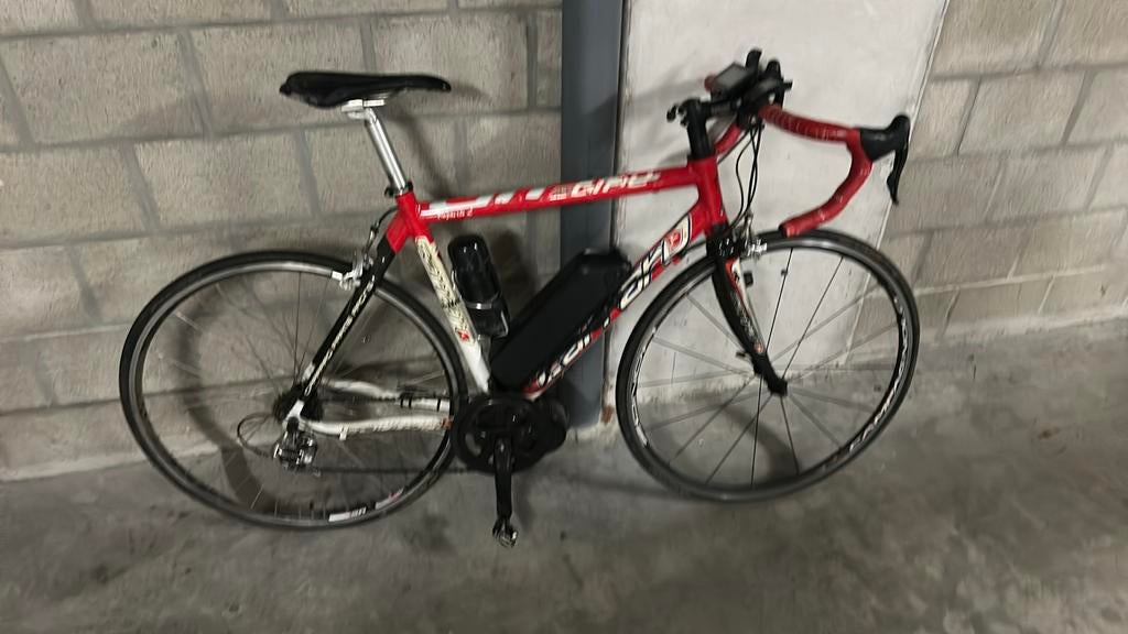Carraro koersfiets elektrisch, Ophalen, Zo goed als nieuw