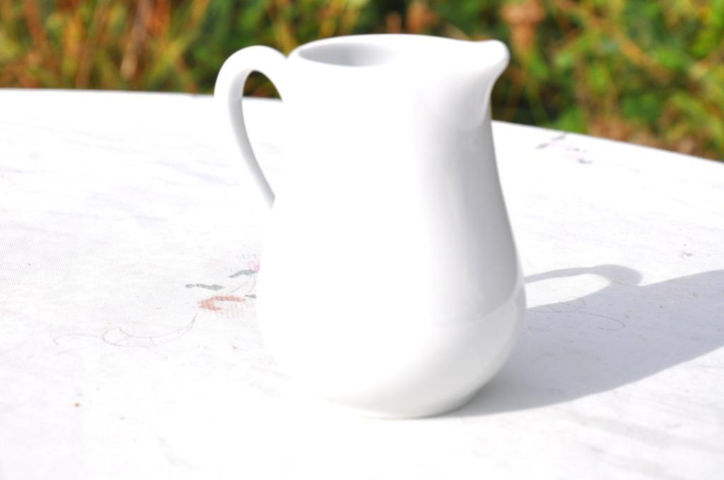 pot au lait porcelaine blanche, Antiquités & Art, Enlèvement ou Envoi