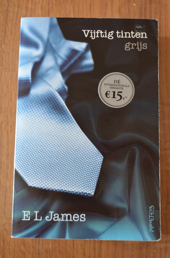 E L James - Vijftig tinten grijs, Gelezen, E.L. James, Ophalen of Verzenden, Nederland