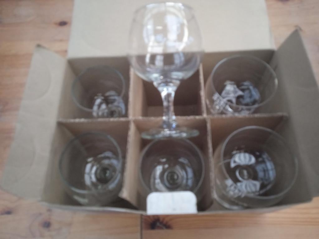 Sint-Sixtus en Westvleterenglazen, Verzamelen, Ophalen, Zo goed als nieuw