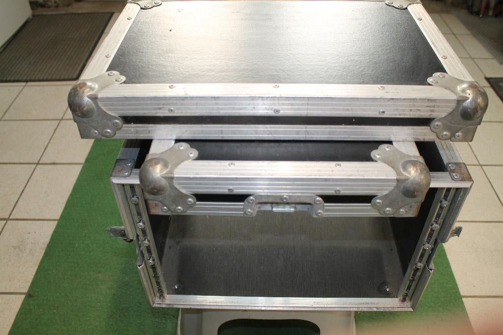Flightcase, Ophalen, Zo goed als nieuw, Flightcase