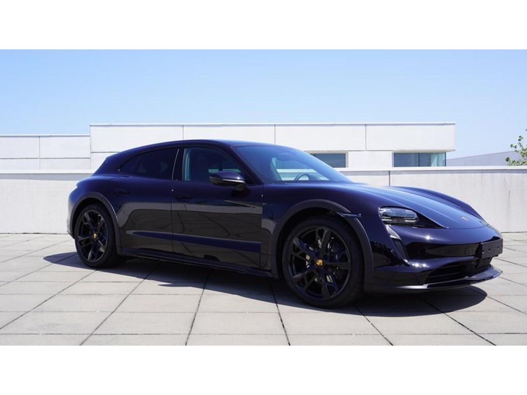 Porsche Taycan 280kW, Auto's, Automaat, 4 deurs, Zwart, https://public.car-pass.be/vhr/dcd9c06a-06e7-429e-a213-061fdca23b8c