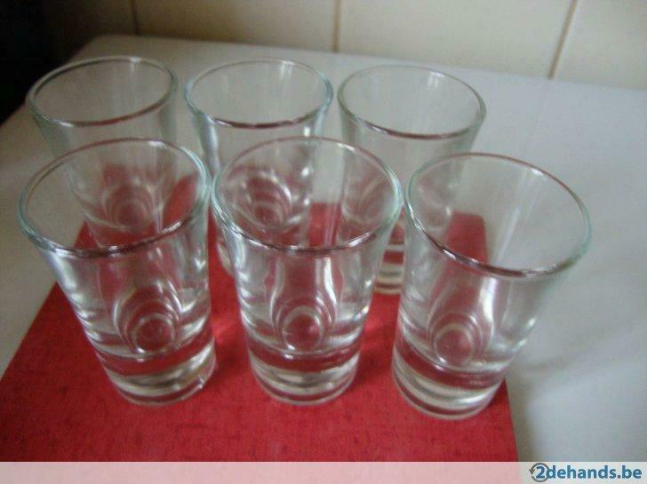 6 druppel of likeurglaasjes, Ophalen of Verzenden, Gebruikt, Glas of Glazen