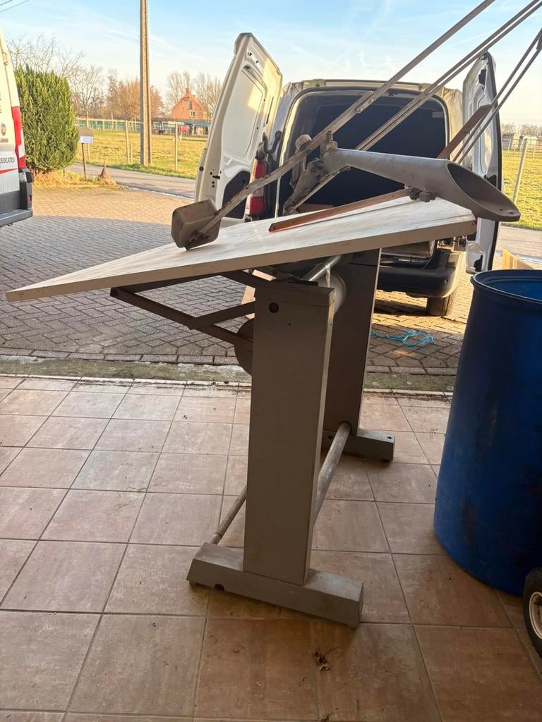 Industriele vintage tekentafel 150x100, Ophalen, Zo goed als nieuw