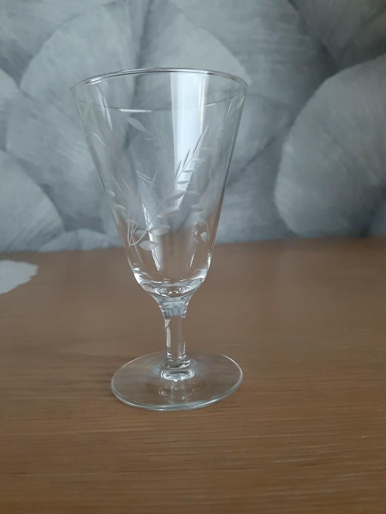 Glasservies, Enlèvement, Utilisé